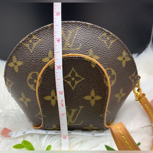 Extremely Rare! Louis Vuitton Monogram Mini Ellipse - Picture 11 of 13